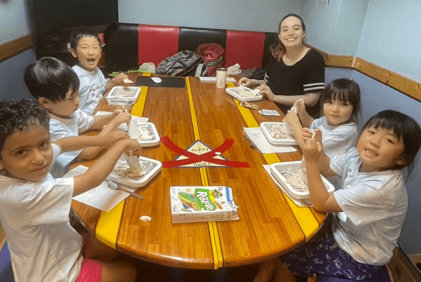 Phonics At Lexis Kichijoji: A Balanced Approach To English Pronunciation And Literacy 7 Screenshot 2025 05 26 At 22.23.35 - Lexis Language Center 帰国子女・大人・子供 英会話レクシス吉祥寺 Phonics At Lexis Kichijoji: A Balanced Approach To English Pronunciation And Literacy At Lexis, We Know That English Is Not A Fully Phonetic Language Like Hiragana, So We Don'T Rely Solely On Phonics. Instead, We Use It As A Powerful Tool To Accelerate Children'S Learning Development. There Is Nothing Phonetic About Common English Words Like One Or Two, Yet We Emphasize Memorization Of Sight Words Only When Necessary. Too Much Sight Reading Can Be Overwhelming, But At The Same Time, No Amount Of Phonics Training Can Prepare Students For Non-Phonetic Words Like Rhythm, Island, Or Epitome.